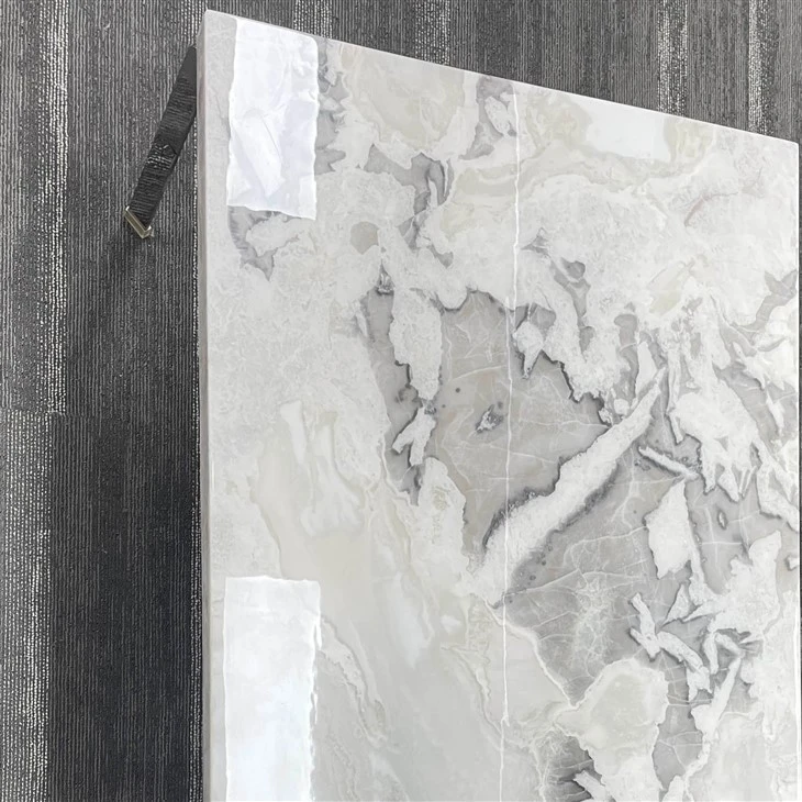 Casso Gray Composite Aluminum Honeycomb Desktop