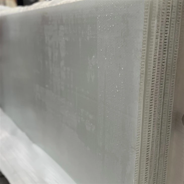 Snow White Composite Plastic Honeycomb