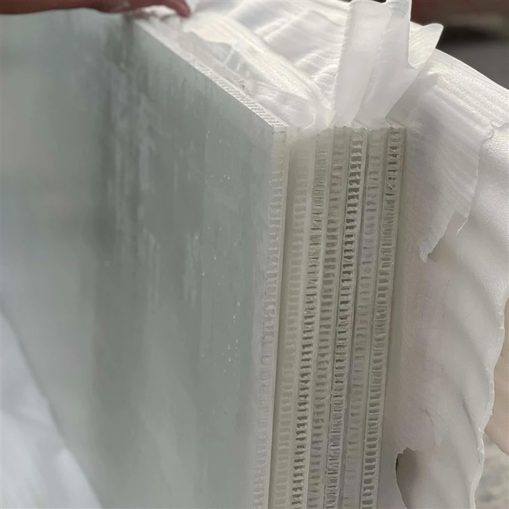 Snow White Composite Plastic Honeycomb
