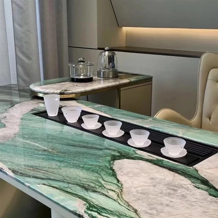 Vivid Green Luxury Stone